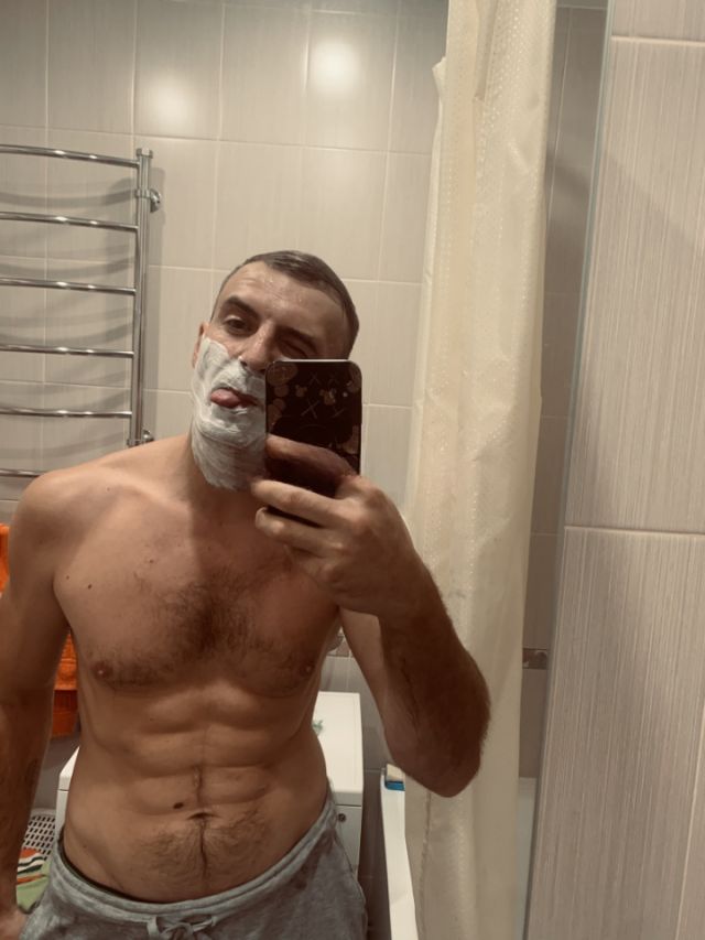 Мужчина Виктор Дзержинский