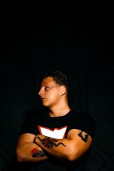 Миниатюра Мужчина То что тебе нужно Октябрьский Фотография 