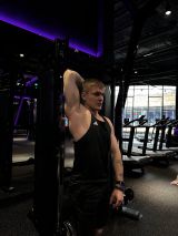 Миниатюра Мужчина Александр  Центральный Фотография 